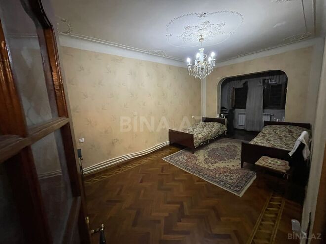 Satılır 4 otaqlı köhnə tikili 100 m², Azadlıq Prospekti m., photo 8 from 15