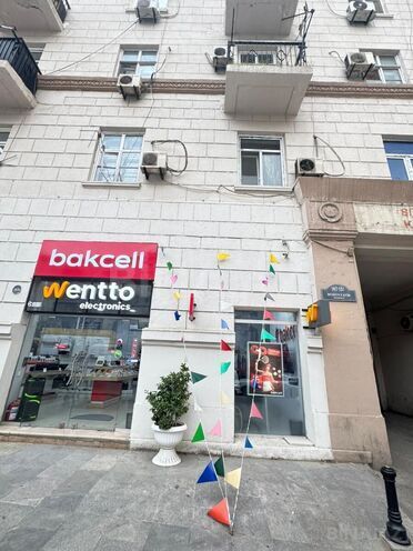 Satılır 1 otaqlı köhnə tikili 40 m², Elmlər Akademiyası m., photo 3 from 10