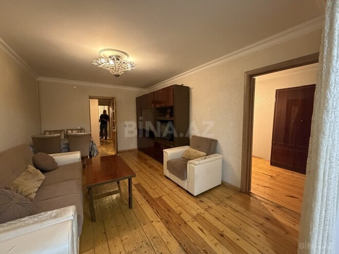 Сдаётся 3-комн. вторичка 65 м², м. Кара Караев, photo 3 from 23