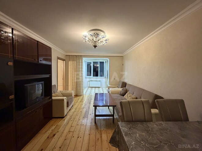 Сдаётся 3-комн. вторичка 65 м², м. Кара Караев, photo 14 from 23