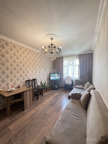 Satılır 2 otaqlı köhnə tikili 62 m², Hövsan q., photo 1 from 20