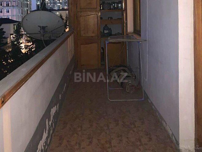 Satılır 4 otaqlı köhnə tikili 100 m², Qara Qarayev m., photo 17 from 27