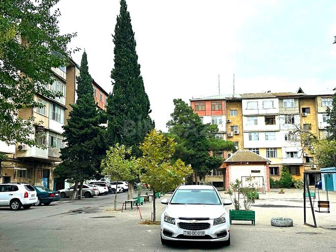 Satılır 4 otaqlı köhnə tikili 100 m², Qara Qarayev m., photo 24 from 27
