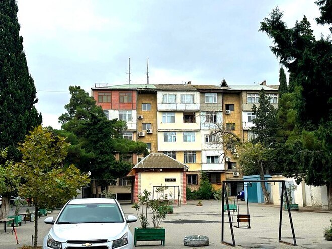 Satılır 4 otaqlı köhnə tikili 100 m², Qara Qarayev m., photo 26 from 27