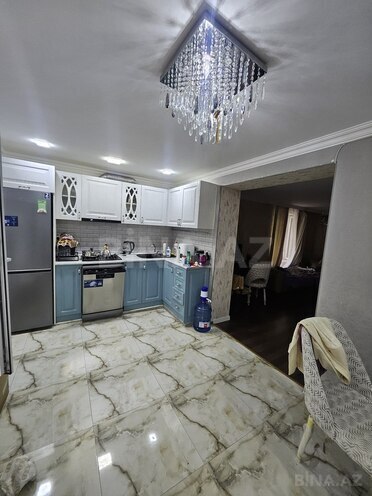 Продаётся 2-комн. вторичка 70 м², м. Иншаатчылар, photo 8 from 9