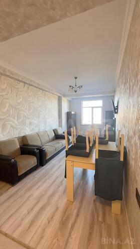 Сдаётся 2-комн. новостройка 70 м², Абшеронcкий  р., photo 1 from 6