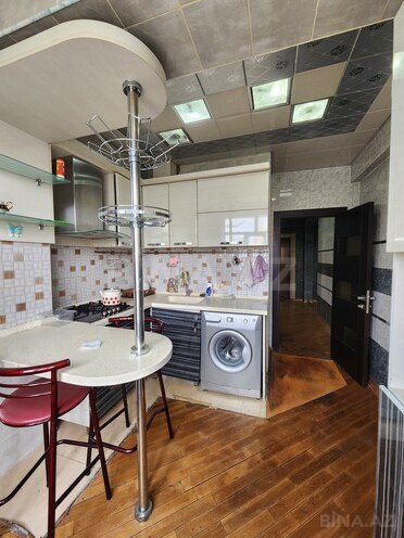 İcarəyə verilir 2 otaqlı köhnə tikili 75 m², Gənclik m., photo 16 from 22