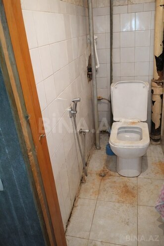 Satılır 5 otaqlı köhnə tikili 120 m², Xalqlar Dostluğu m., photo 11 from 12