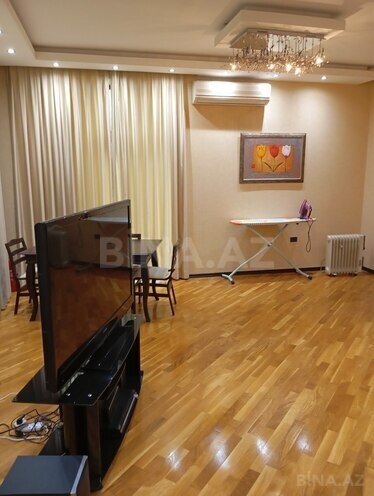 Satılır 3 otaqlı köhnə tikili 80 m², Sahil m., photo 6 from 15