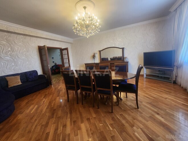 Сдаётся 2-комн. новостройка 100 м², м. Шах Исмаил Хатаи, photo 1 from 9