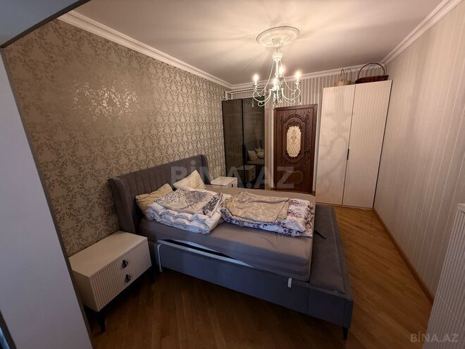 Satılır 2 otaqlı köhnə tikili 70 m², Gənclik m., photo 13 from 18