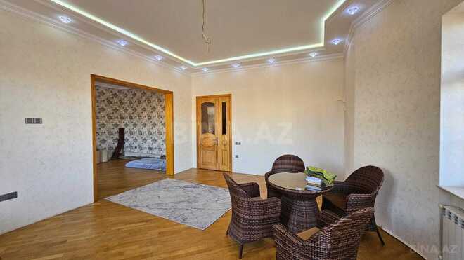 Satılır 6 otaqlı həyət evi/bağ evi 450 m², Novxanı q., photo 6 from 32