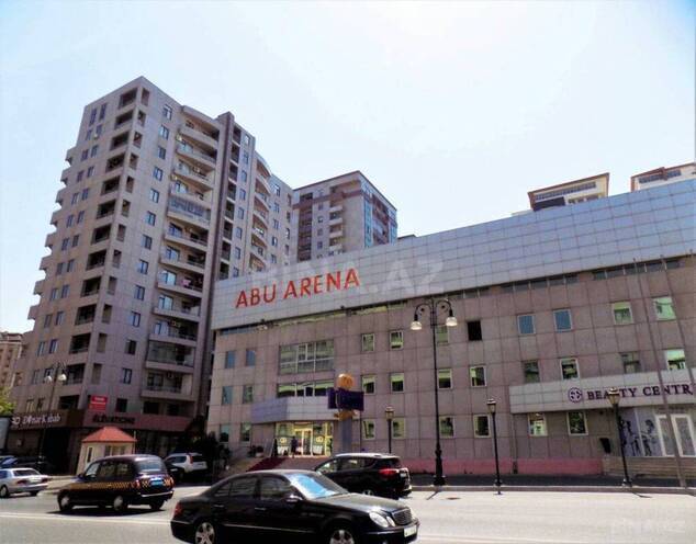 Satılır 2 otaqlı köhnə tikili 70 m², Gənclik m., photo 1 from 11