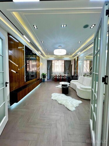 Satılır 3 otaqlı yeni tikili 155 m², 28 May m., photo 1 from 14