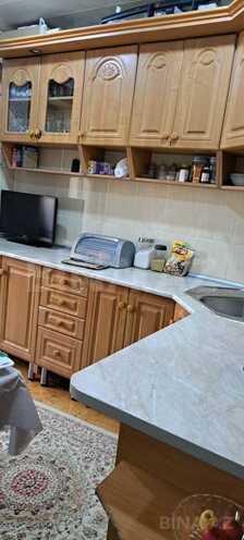 Satılır 3 otaqlı köhnə tikili 75 m², Günəşli q., photo 3 from 9
