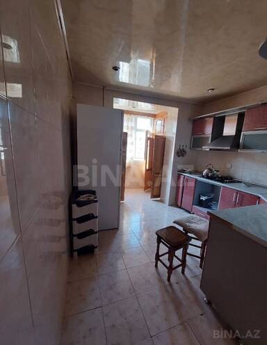 Продаётся 3-комн. вторичка 80 м², м. Ази Асланов, photo 4 from 7