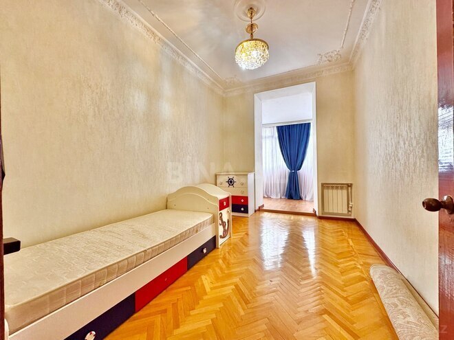 İcarəyə verilir 3 otaqlı köhnə tikili 85 m², Qara Qarayev m., photo 6 from 16
