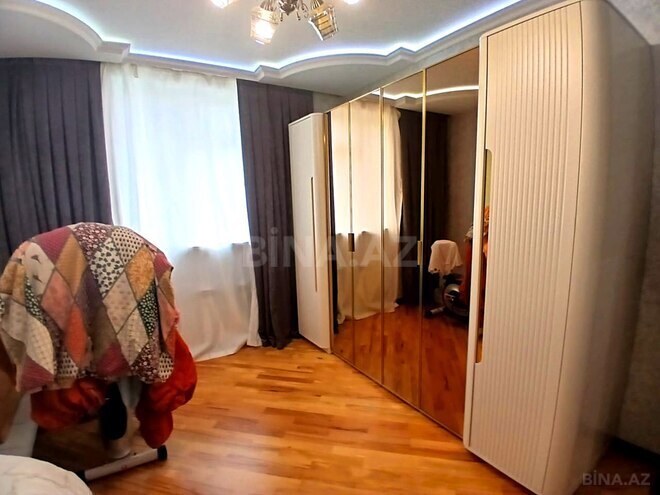 Продаётся 3-комн. вторичка 75 м², м. Кара Караев, photo 10 from 32