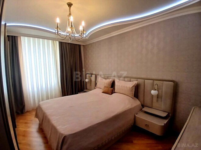 Продаётся 3-комн. вторичка 75 м², м. Кара Караев, photo 8 from 32