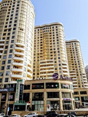 İcarəyə verilir 4 otaqlı yeni tikili 175 m², Nizami m., photo 1 from 16