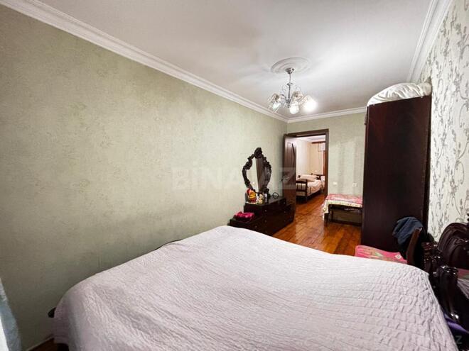 Satılır 3 otaqlı köhnə tikili 70 m², Qara Qarayev m., photo 11 from 17