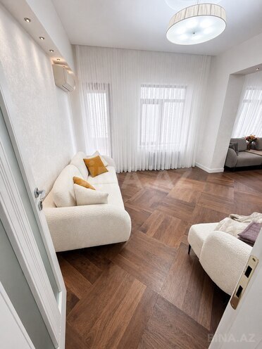 Продаётся 3-комн. новостройка 150 м², м. Элмляр Академиясы, photo 4 from 19