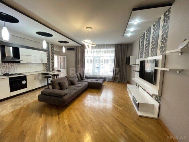 Продаётся 3-комн. новостройка 140 м², м. Гянджлик, photo 1 from 18
