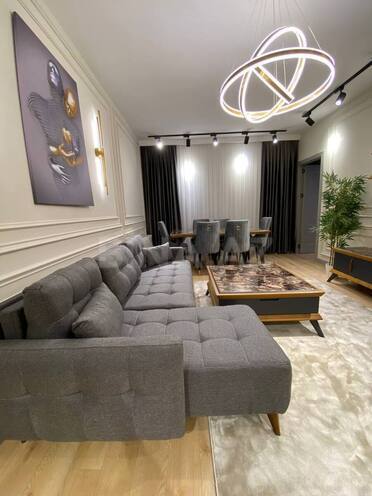 İcarəyə verilir 3 otaqlı yeni tikili 130 m², Gənclik m., photo 1 from 28
