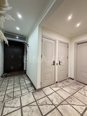Satılır 3 otaqlı köhnə tikili 85 m², Bakıxanov q., photo 10 from 19