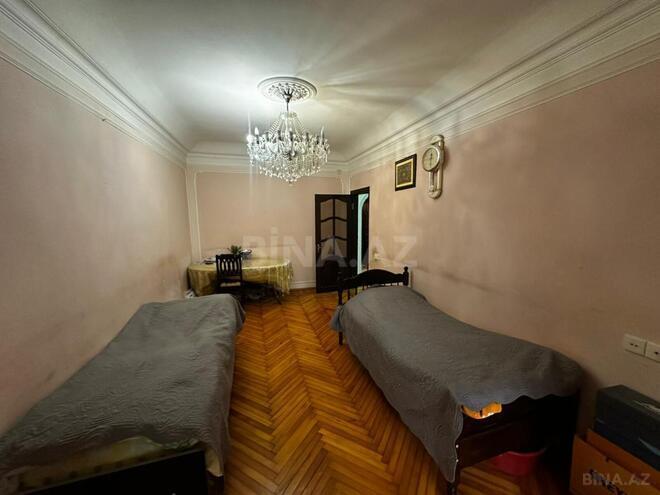 Satılır 3 otaqlı köhnə tikili 80 m², Xalqlar Dostluğu m., photo 3 from 14