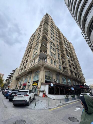 Satılır 4 otaqlı yeni tikili 200 m², Sahil m., photo 27 from 32