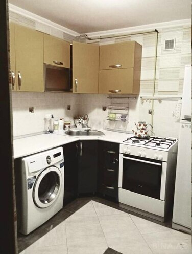 Satılır 1 otaqlı köhnə tikili 35 m², Qara Qarayev m., photo 7 from 8