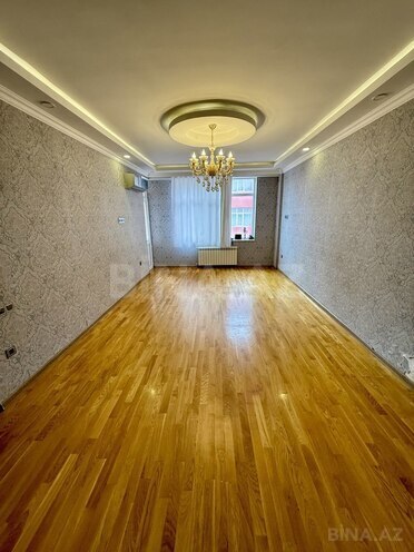 Продаётся 2-комн. новостройка 100 м², м. Нефтчиляр, photo 1 from 14