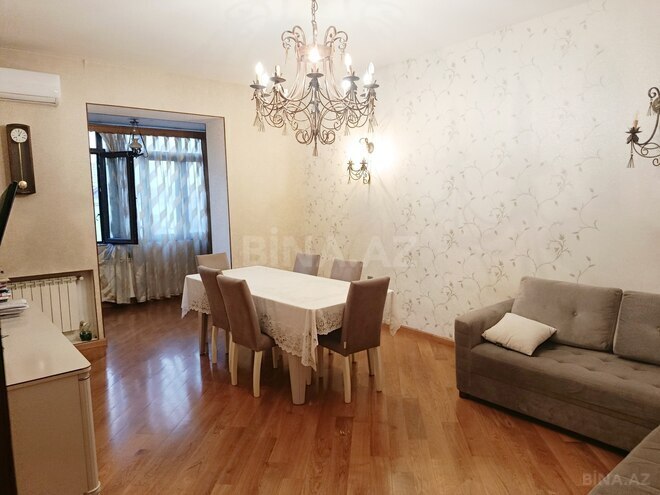 Продаётся 3-комн. вторичка 96 м², м. Нариман Нариманов, photo 1 from 16