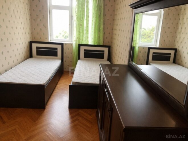 Satılır 2 otaqlı köhnə tikili 60 m², Memar Əcəmi m., photo 3 from 8