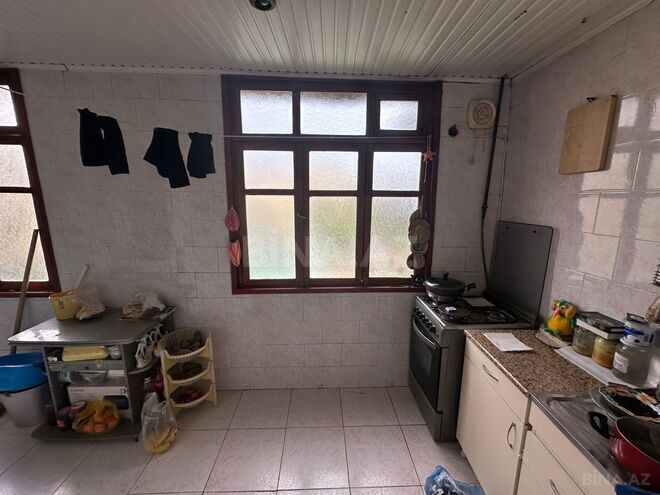 Satılır 3 otaqlı köhnə tikili 75 m², Xalqlar Dostluğu m., photo 12 from 24