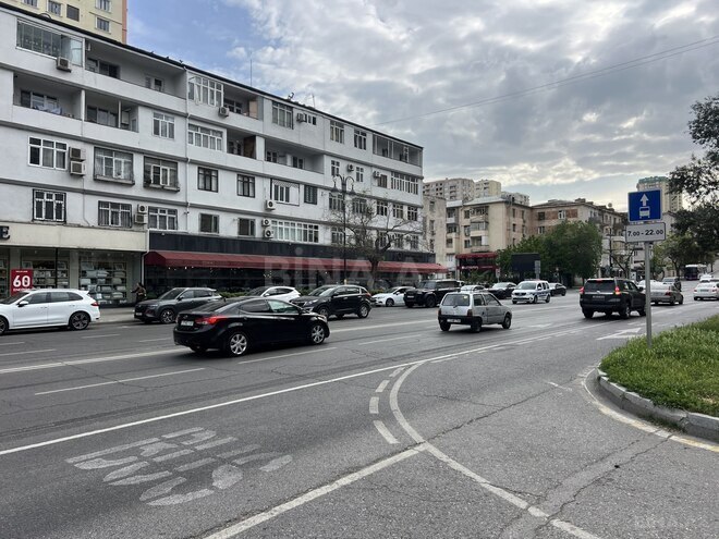 Satılır 2 otaqlı köhnə tikili 50 m², Elmlər Akademiyası m., photo 1 from 11