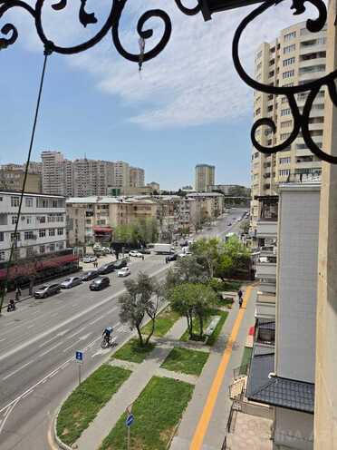 Satılır 2 otaqlı köhnə tikili 50 m², Elmlər Akademiyası m., photo 1 from 11