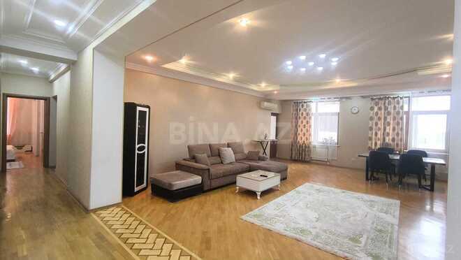İcarəyə verilir 3 otaqlı yeni tikili 145 m², 28 May m., photo 1 from 15