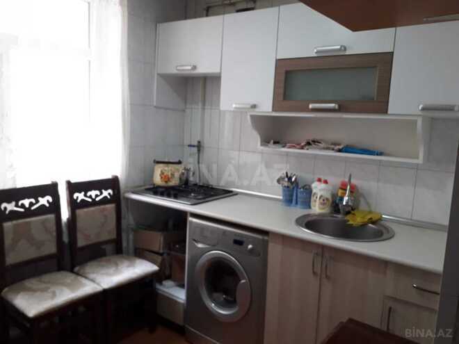 Satılır 1 otaqlı köhnə tikili 35 m², İnşaatçılar m., photo 6 from 11