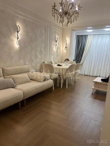 Satılır 4 otaqlı köhnə tikili 100 m², Qara Qarayev m., photo 3 from 18