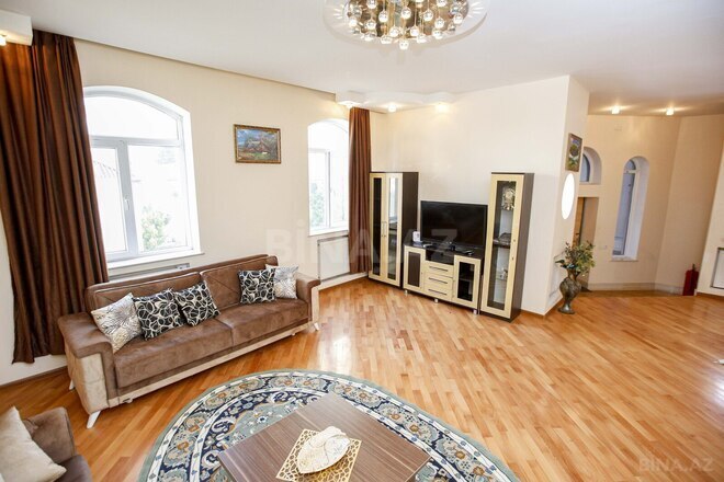 Сдаётся 8-комн. дом/дача 400 м², пос. Бадамдар, photo 7 from 29