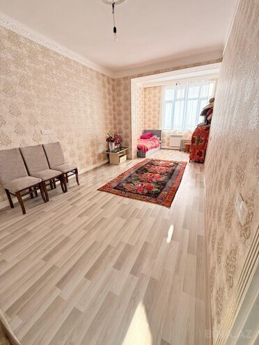 Satılır 3 otaqlı köhnə tikili 75 m², Nizami m., photo 1 from 18