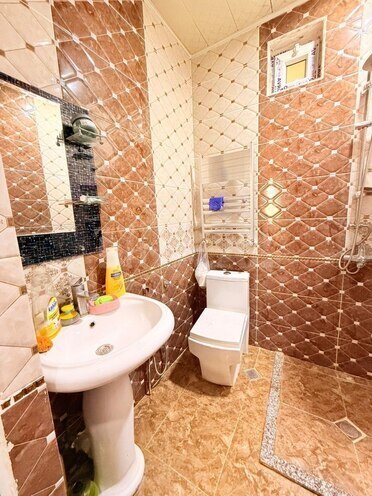Satılır 3 otaqlı köhnə tikili 75 m², Nizami m., photo 12 from 18