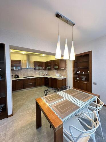 Сдаётся 4-комн. новостройка 200 м², м. Низами, photo 8 from 24