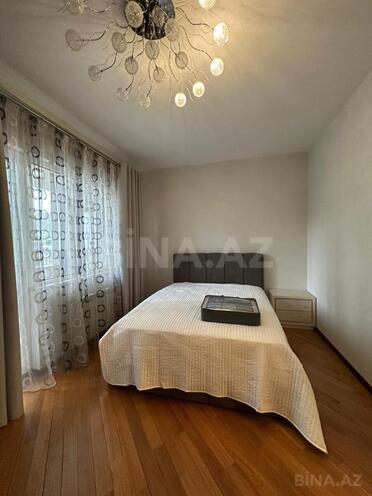 Сдаётся 4-комн. новостройка 200 м², м. Низами, photo 21 from 24