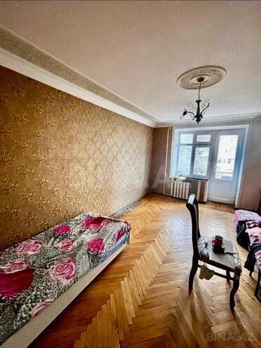 Satılır 3 otaqlı köhnə tikili 80 m², İnşaatçılar m., photo 4 from 6