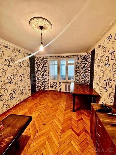 Satılır 3 otaqlı köhnə tikili 80 m², İnşaatçılar m., photo 1 from 6