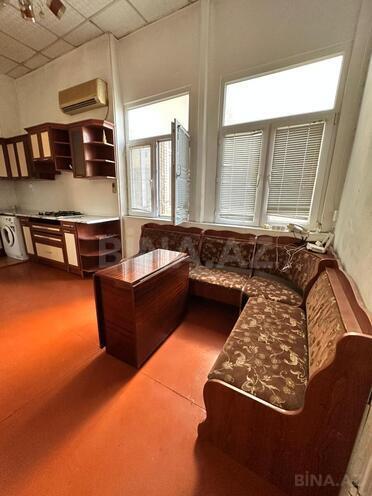 Satılır 2 otaqlı köhnə tikili 70 m², Nəsimi r., photo 7 from 18