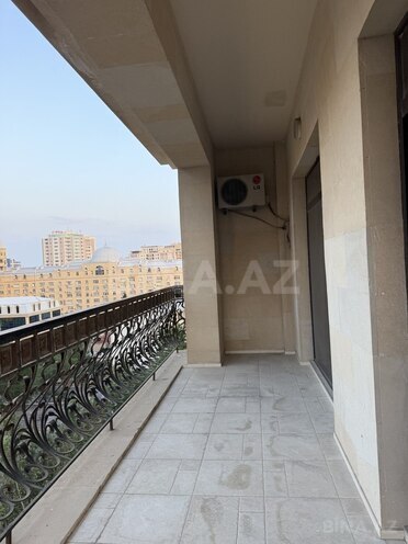 Продаётся 4-комн. новостройка 240 м², м. Низами, photo 20 from 31